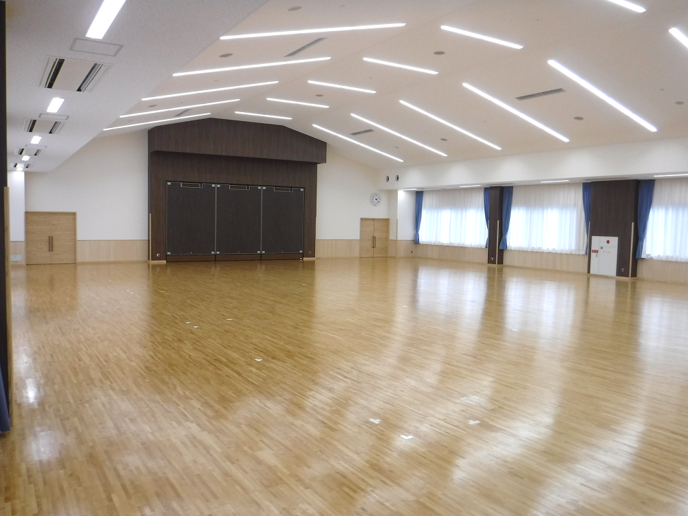 多目的ホール写真1