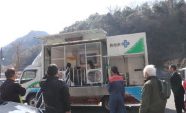 起震車体験写真