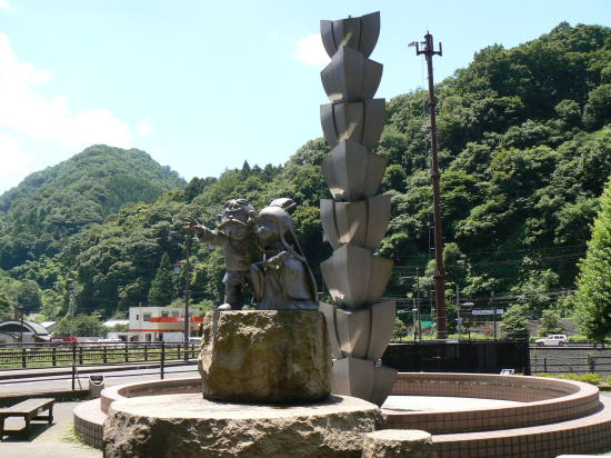 スサノオオブジェ