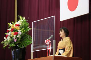 日野校長先生