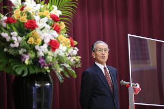 記念講演