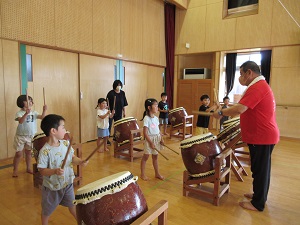 神戸川太鼓練習の様子