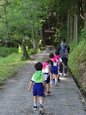市森神社へお散歩