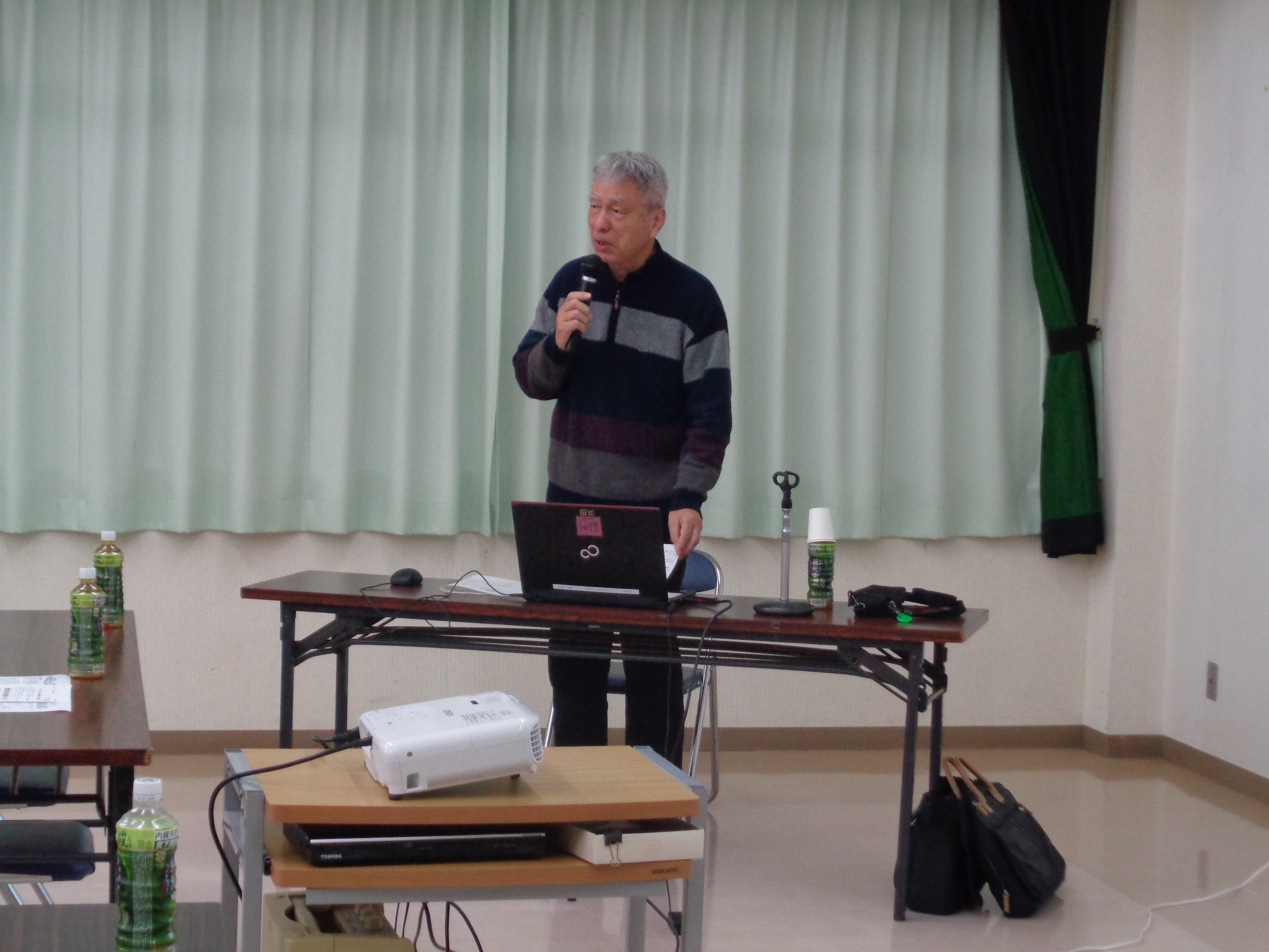 濱田満明講師の写真