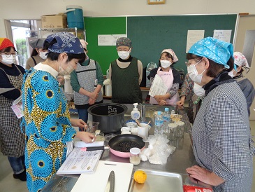 調理の様子写真