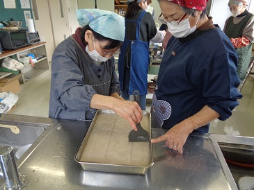 こんにゃくづくりの様子その２