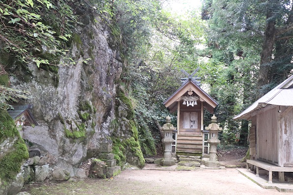 厳島神社