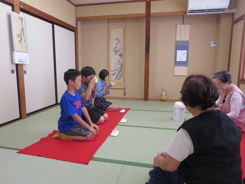 令和7年夏休みお茶教室２