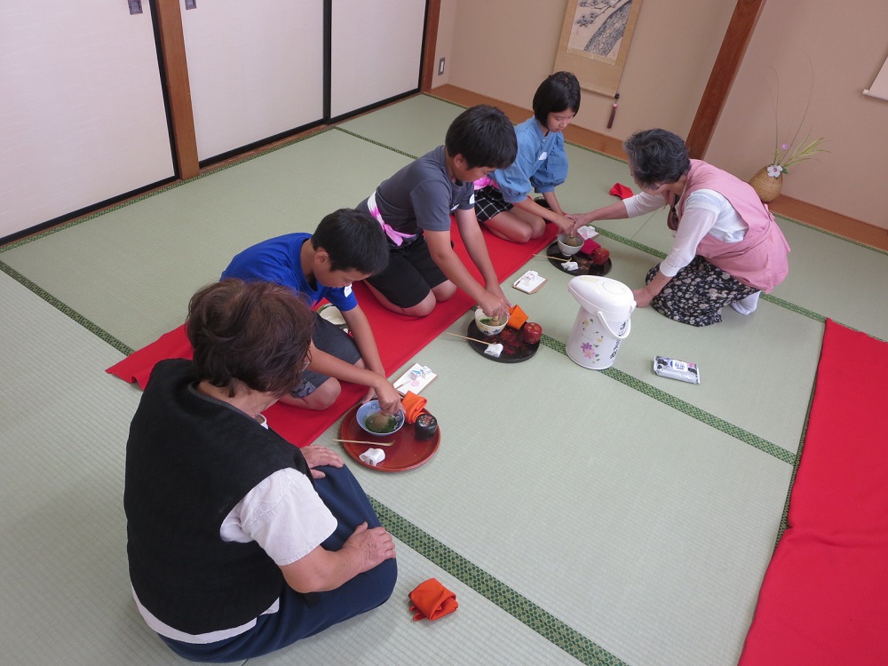 令和7年夏休みお茶教室４
