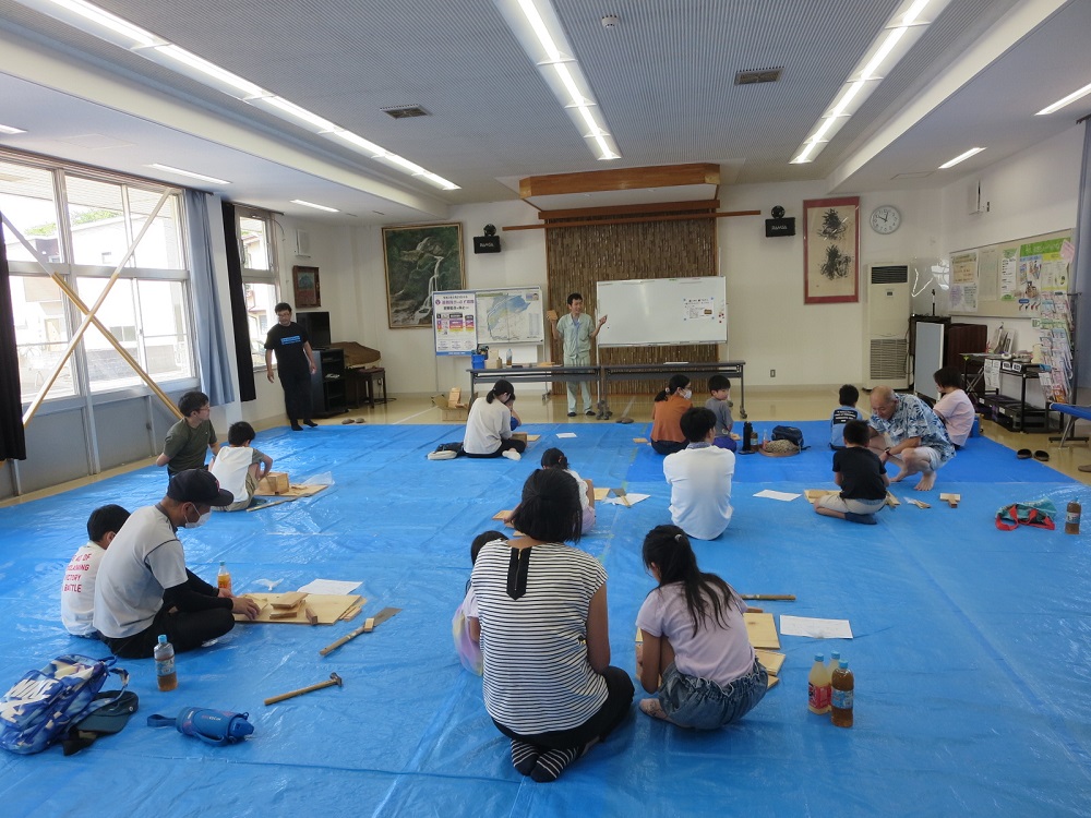 木に学び木であそぶ１