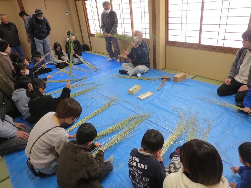 しめ縄づくり１