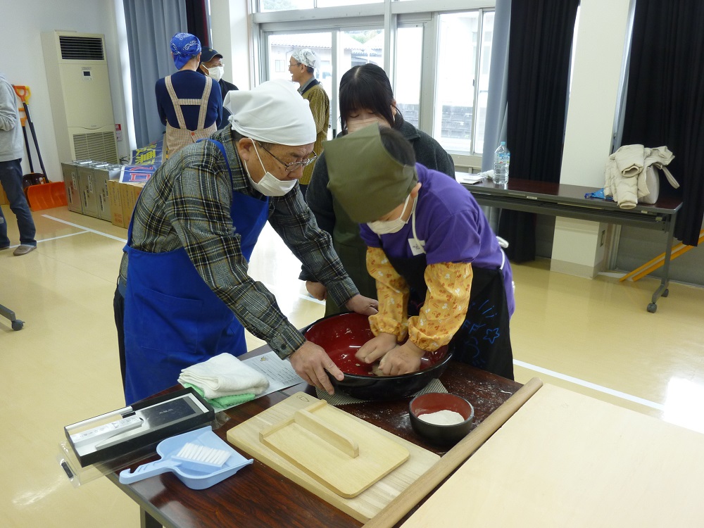 そば打ち体験４