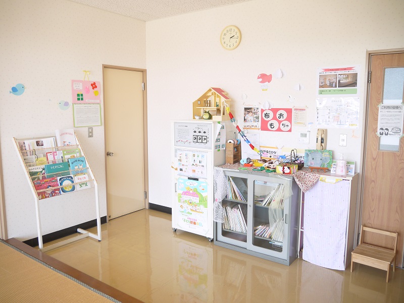 多目的室入り口側写真