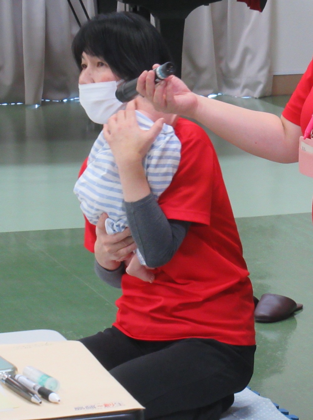 げっぷのさせかた２