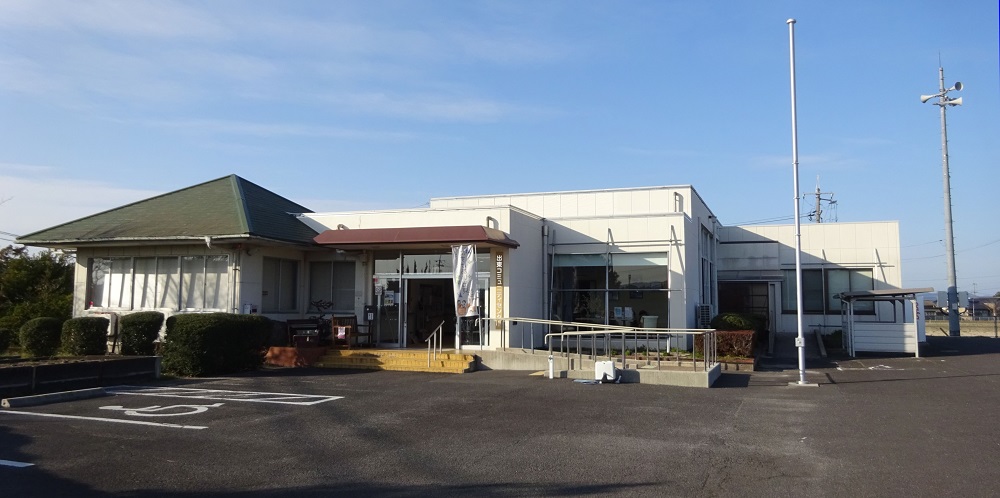 出東コミュニティセンター外観